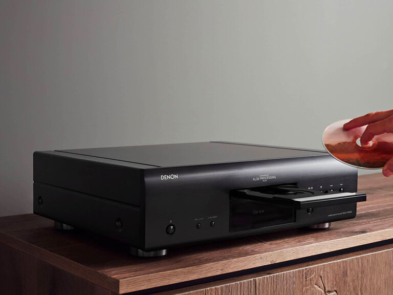 DCD-1700NE, Black, dynamic