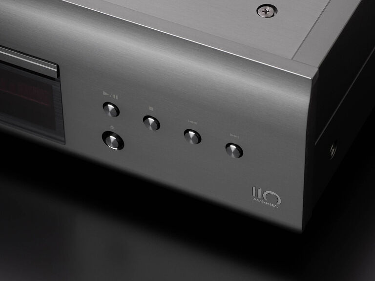 DCD-A110, SILVER GRAPHITE, dynamic