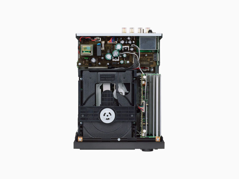 D-M41, Black-Black, dynamic