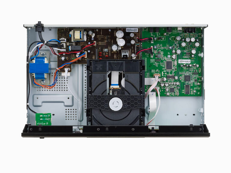 DCD-600NE, Black, dynamic