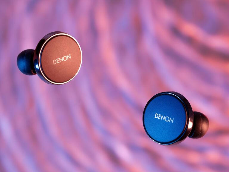 Denon PerL Pro, Black, dynamic